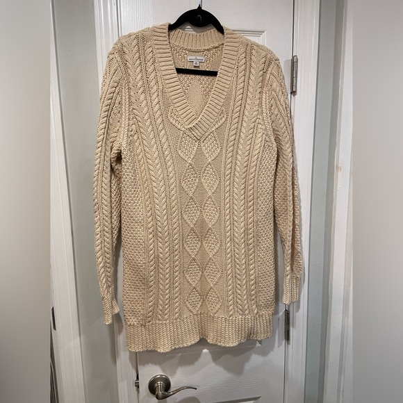 L.L. Bean Signature Size M Cream V Neck Cotton Tunic CableKnit Fisherman Sweater - Picture 1 of 10